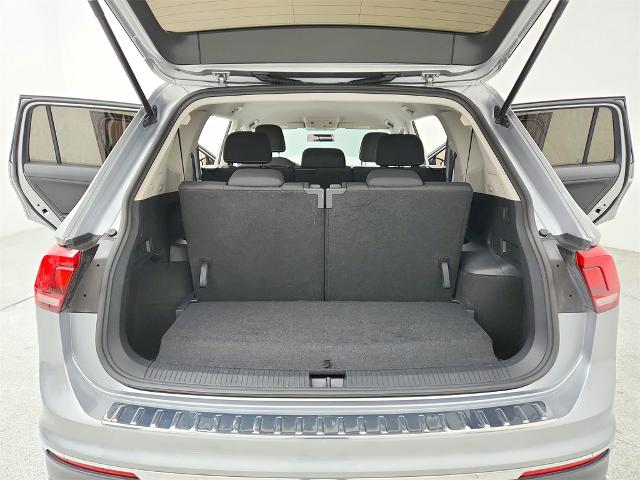 2022 Volkswagen Tiguan Vehicle Photo in Grapevine, TX 76051