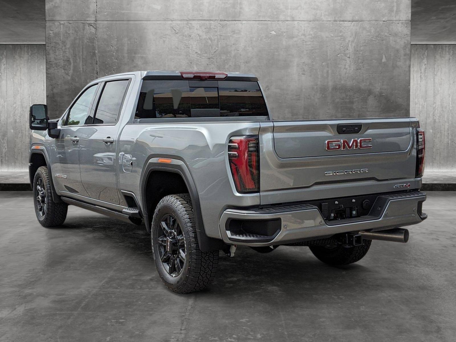 2024 GMC Sierra 2500 HD Vehicle Photo in GOLDEN, CO 80401-3850