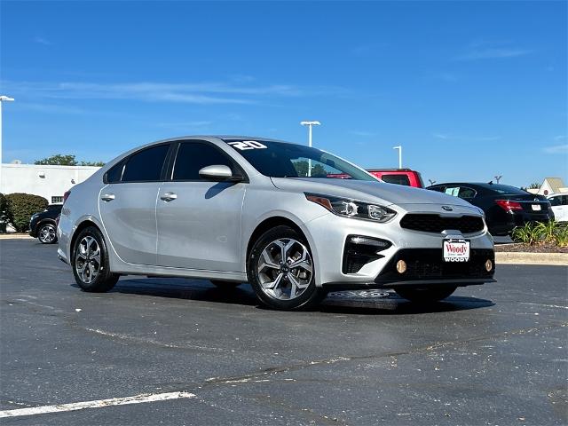 Used 2020 Kia FORTE LXS with VIN 3KPF24AD1LE229070 for sale in Naperville, IL