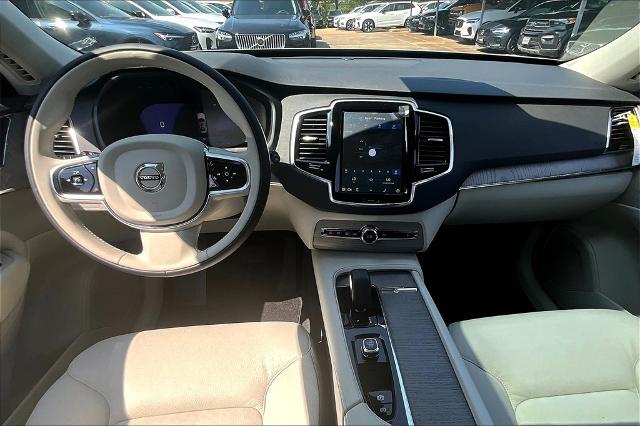 2025 Volvo XC90 Vehicle Photo in Houston, TX 77007