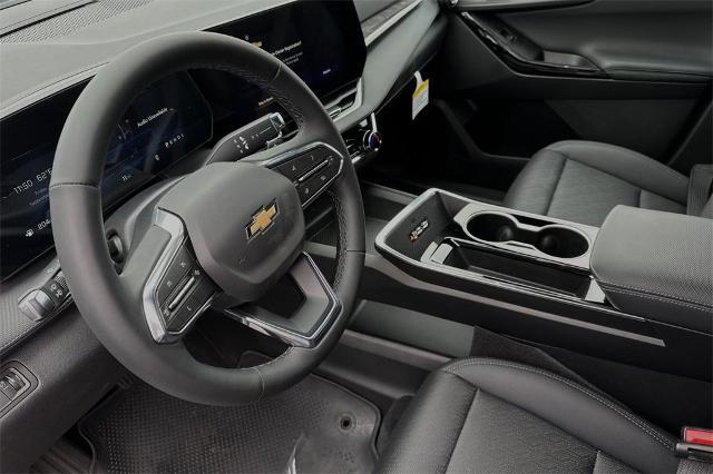 2025 Chevrolet Equinox Vehicle Photo in SALINAS, CA 93907-2500