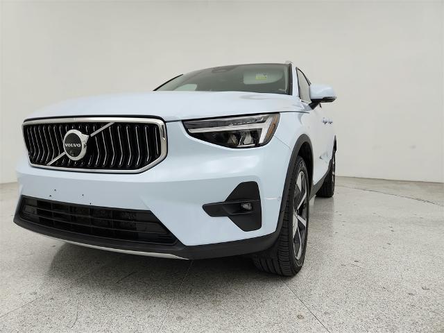 2024 Volvo XC40 Vehicle Photo in Grapevine, TX 76051