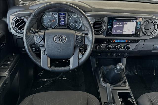 2017 Toyota Tacoma Vehicle Photo in ELK GROVE, CA 95757-8703