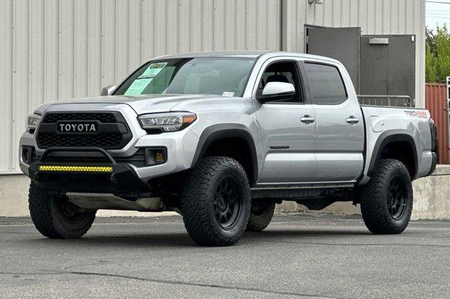 2017 Toyota Tacoma Vehicle Photo in BOISE, ID 83705-3761