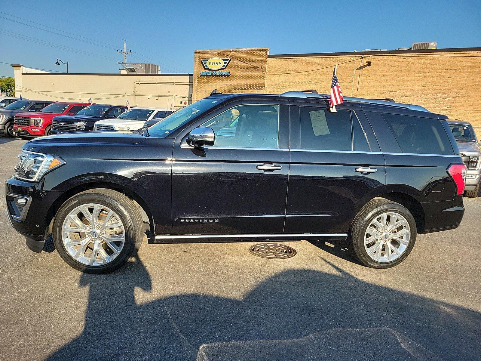 2019 Ford Expedition Vehicle Photo in Saint Charles, IL 60174