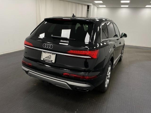 2025 Audi Q7 Vehicle Photo in Appleton, WI 54913