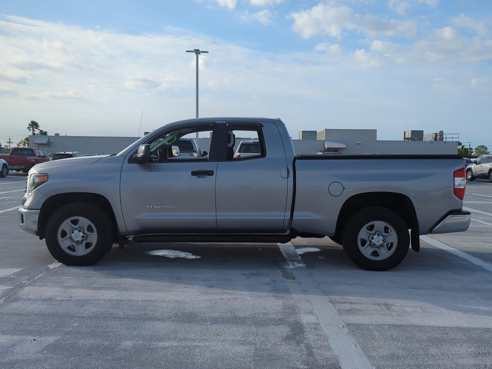 2018 Toyota Tundra 2WD Vehicle Photo in Ft. Myers, FL 33907