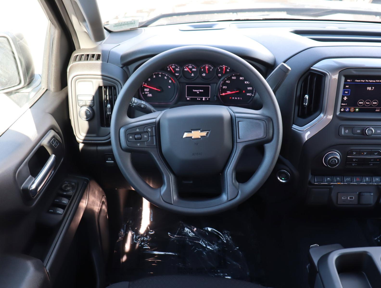 2025 Chevrolet Silverado 1500 Vehicle Photo in LOS ANGELES, CA 90007-3794