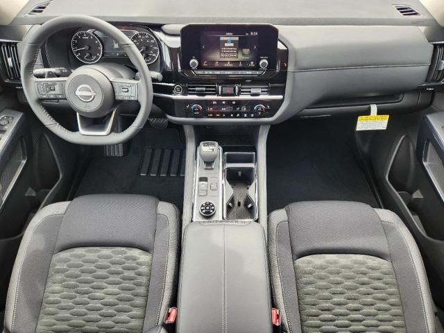 2024 Nissan Pathfinder Vehicle Photo in Weatherford, TX 76087