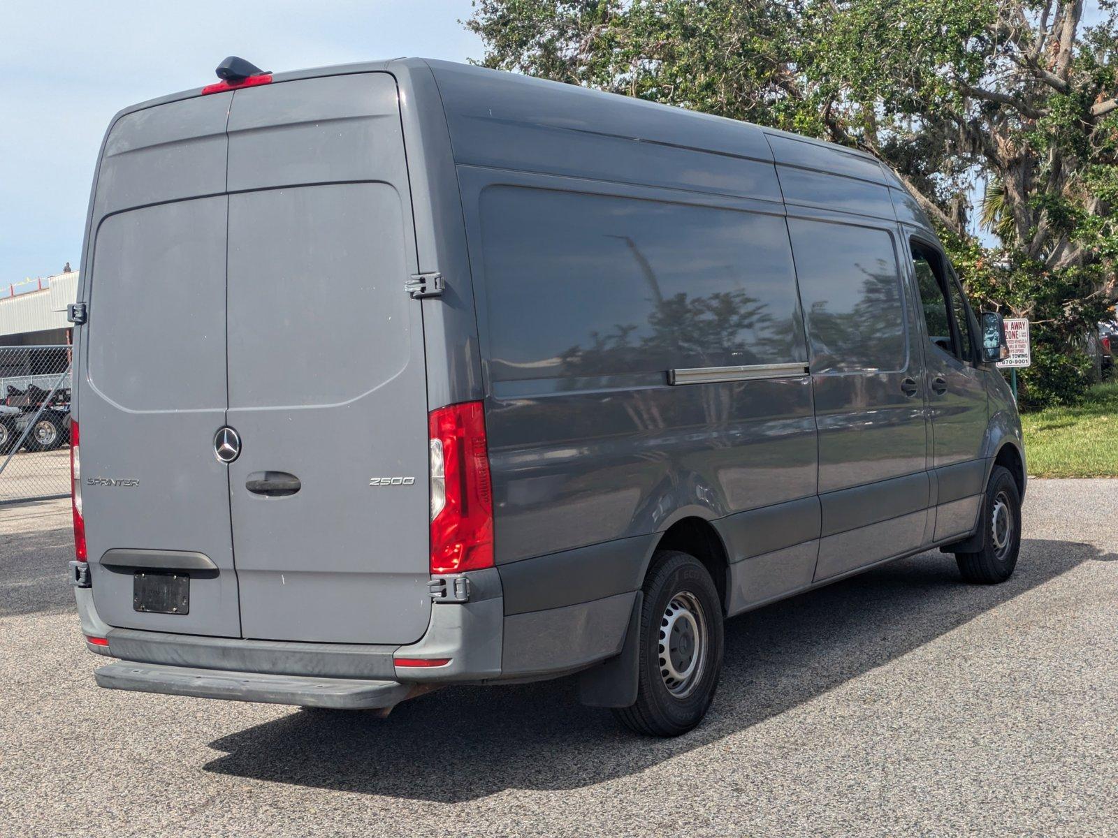 2019 Mercedes-Benz Sprinter Cargo Van Vehicle Photo in Sarasota, FL 34231