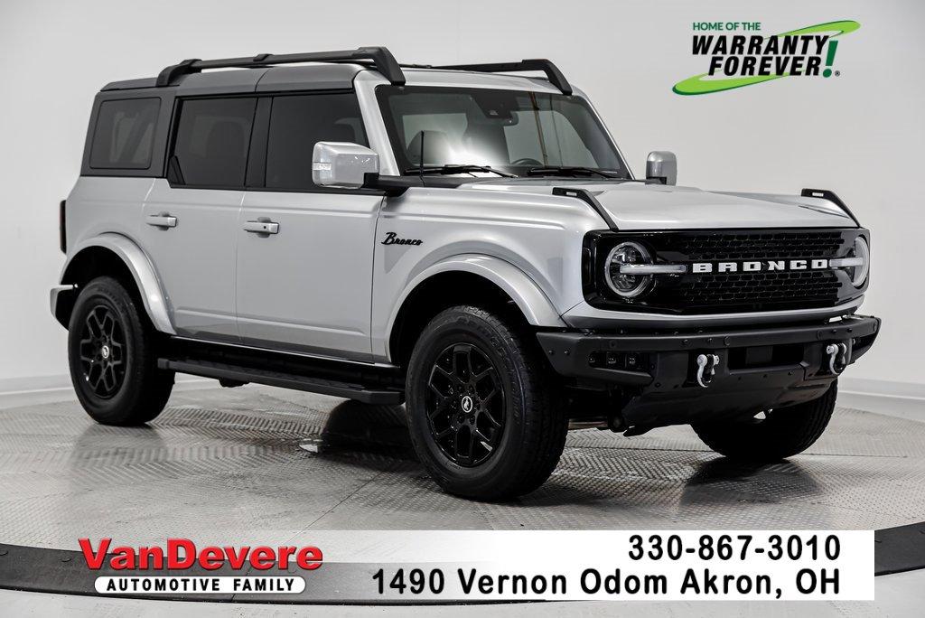 2021 Ford Bronco Vehicle Photo in AKRON, OH 44320-4088