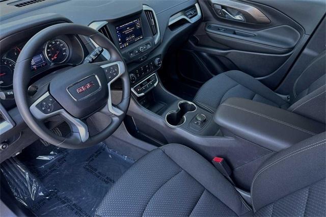 2024 GMC Terrain Vehicle Photo in ELK GROVE, CA 95757-8703