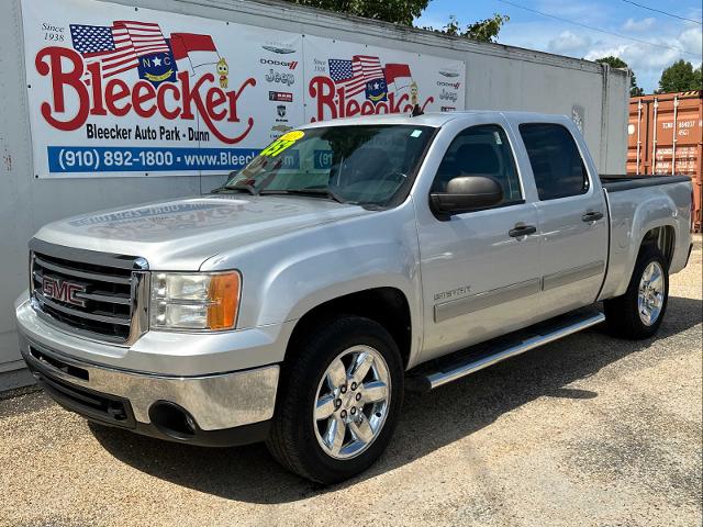 2013 GMC Sierra 1500 Vehicle Photo in DUNN, NC 28334-8900