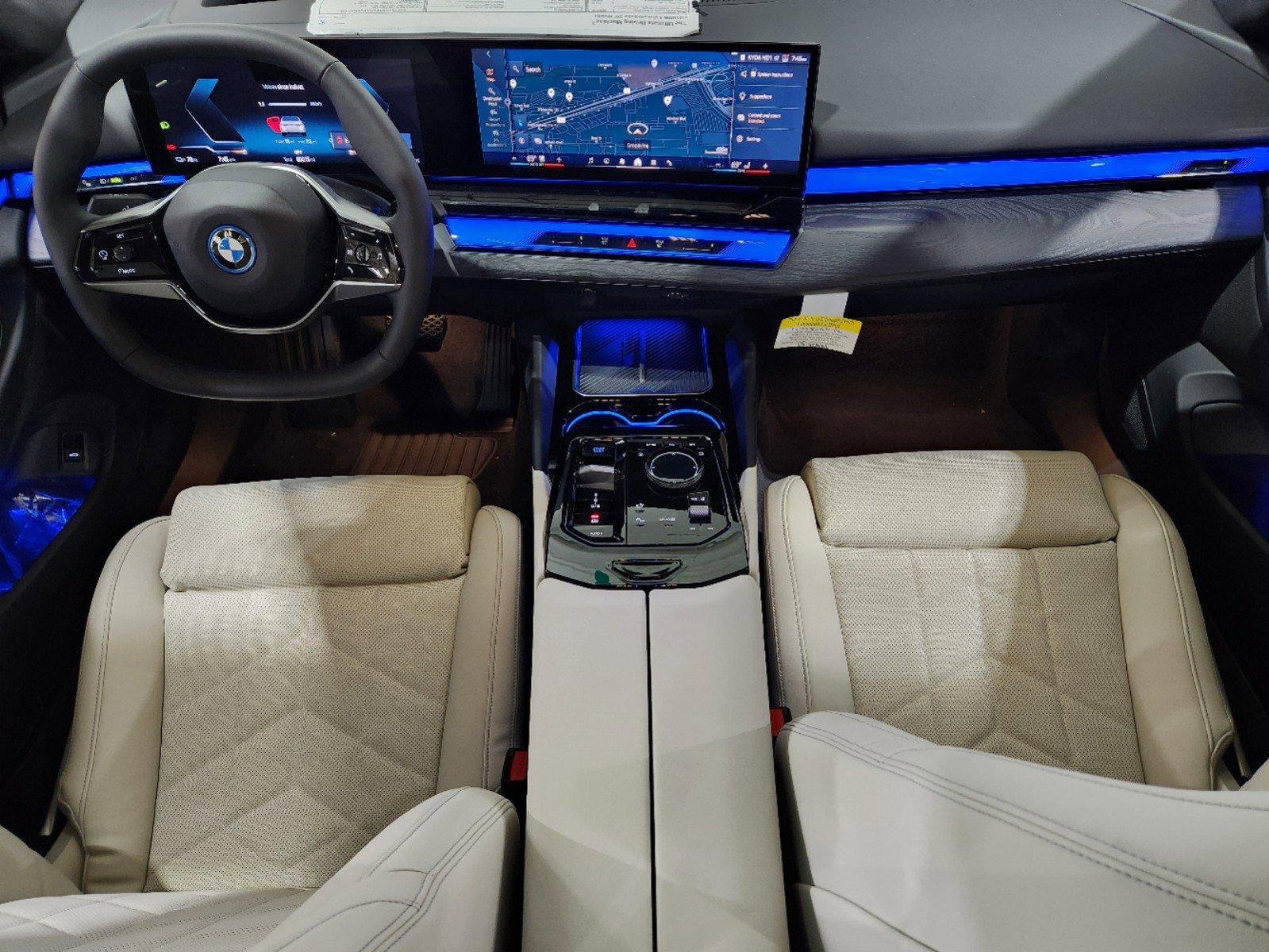 2024 BMW i5 Vehicle Photo in GRAPEVINE, TX 76051