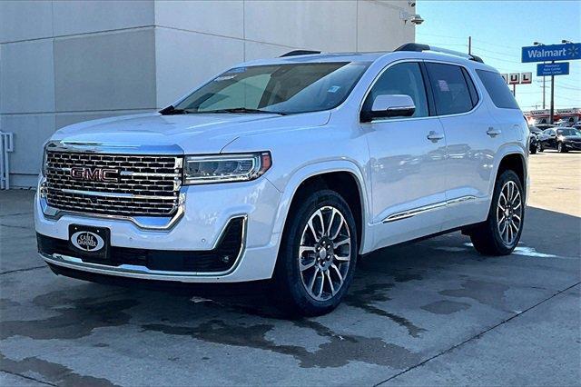 2022 GMC Acadia Vehicle Photo in TOPEKA, KS 66609-0000