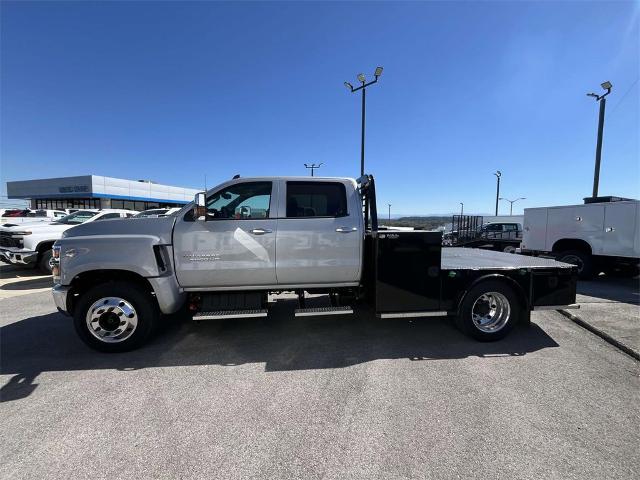 2023 Chevrolet Silverado 5500 HD Vehicle Photo in ALCOA, TN 37701-3235