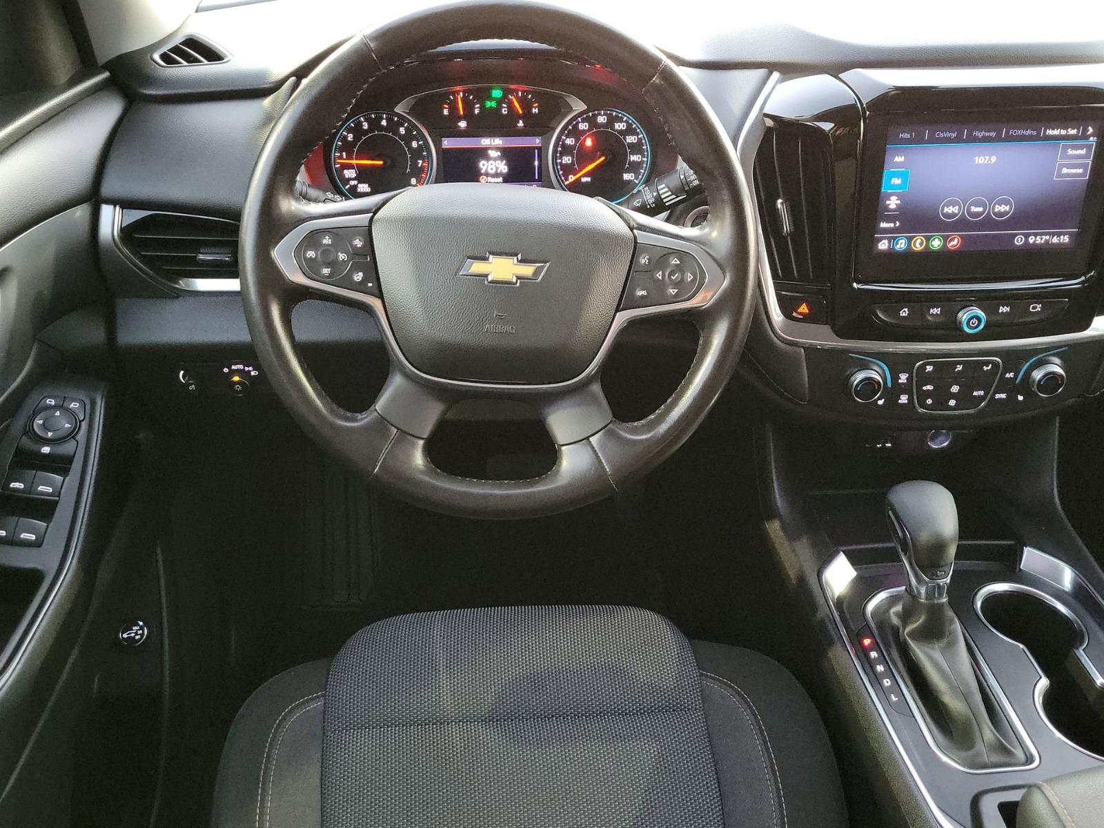 2021 Chevrolet Traverse Vehicle Photo in Plainfield, IL 60586