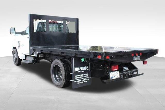 2023 Chevrolet Silverado 4500 Medium Duty Chassis Cab Vehicle Photo in Salem, OR 97301