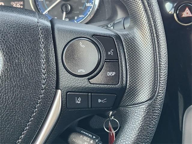 2019 Toyota Corolla Vehicle Photo in GAINESVILLE, TX 76240-2013