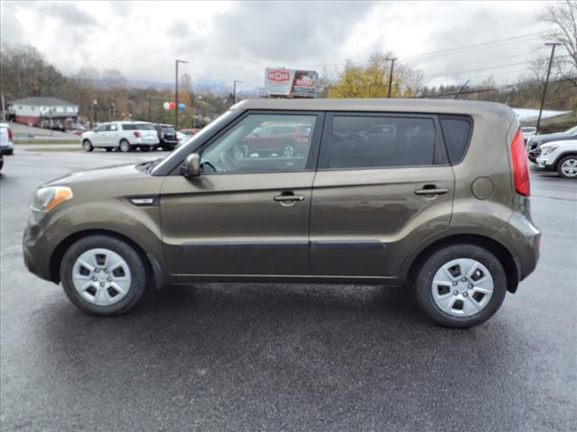 Used 2013 Kia Soul Base with VIN KNDJT2A53D7516030 for sale in Castlewood, VA