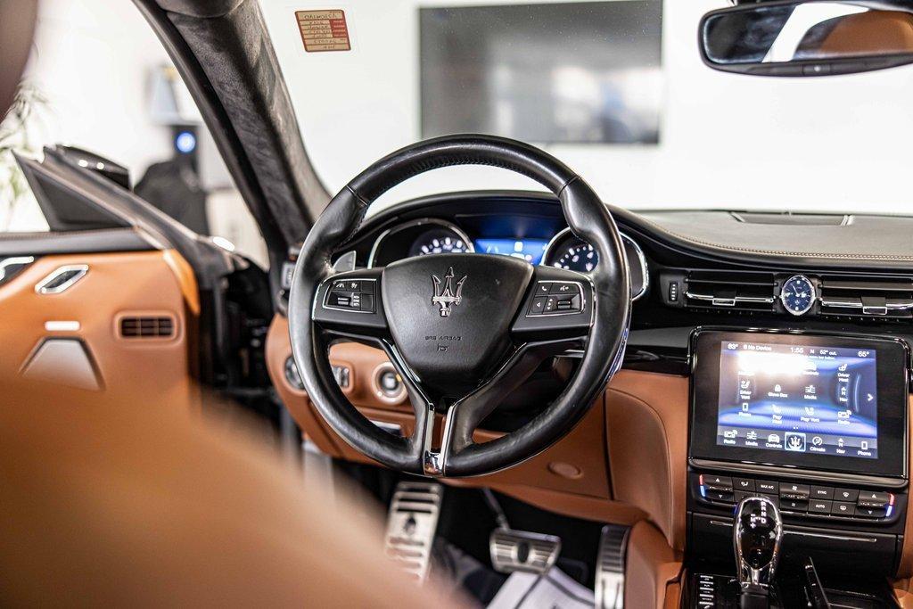 2018 Maserati Quattroporte Vehicle Photo in Saint Charles, IL 60174