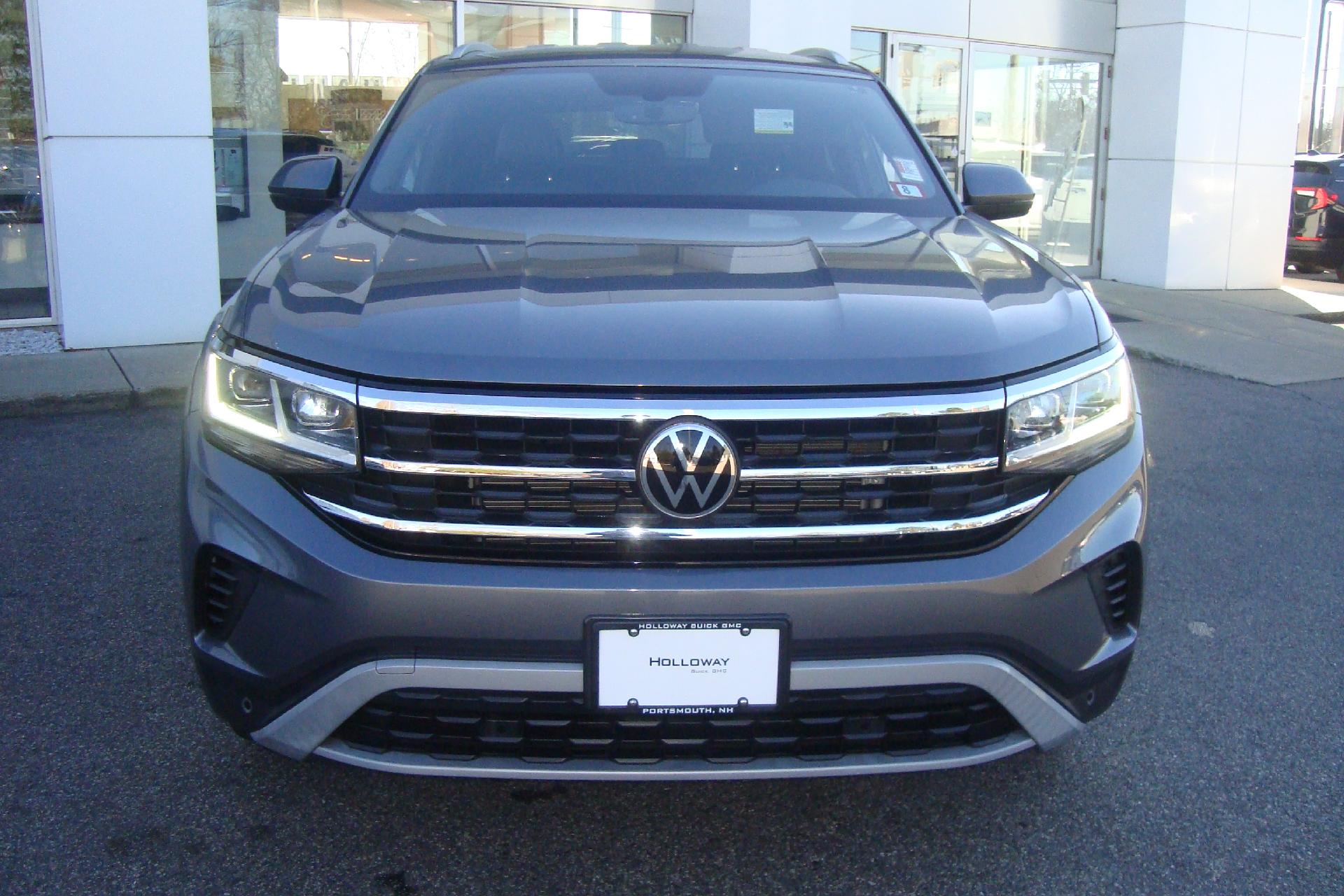 Used 2021 Volkswagen Atlas Cross Sport SE w/Tech with VIN 1V2HE2CA1MC234414 for sale in Portsmouth, NH