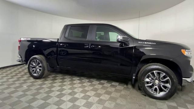 2024 Chevrolet Silverado 1500 Vehicle Photo in ALLIANCE, OH 44601-4622