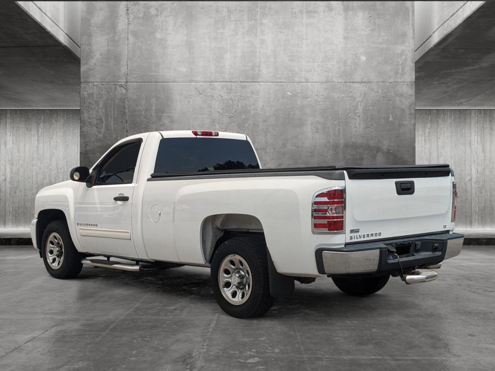 2009 Chevrolet Silverado 1500 Vehicle Photo in St. Petersburg, FL 33713