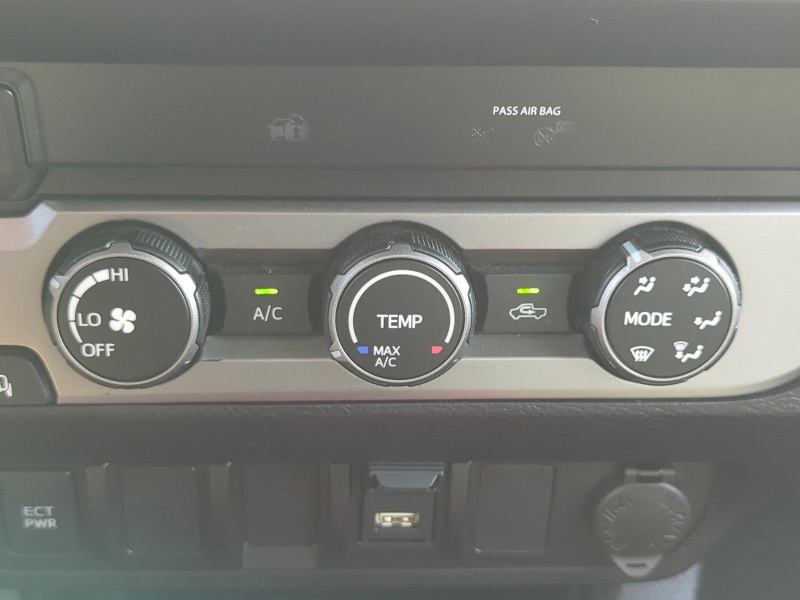 2022 Toyota Tacoma 2WD Vehicle Photo in Ft. Myers, FL 33907