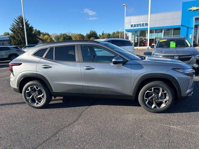 2025 Chevrolet Trax Vehicle Photo in SAUK CITY, WI 53583-1301