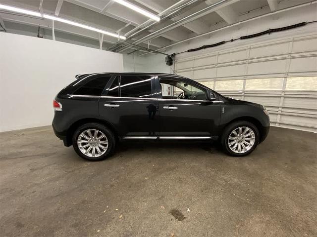 2013 Lincoln MKX Vehicle Photo in PORTLAND, OR 97225-3518