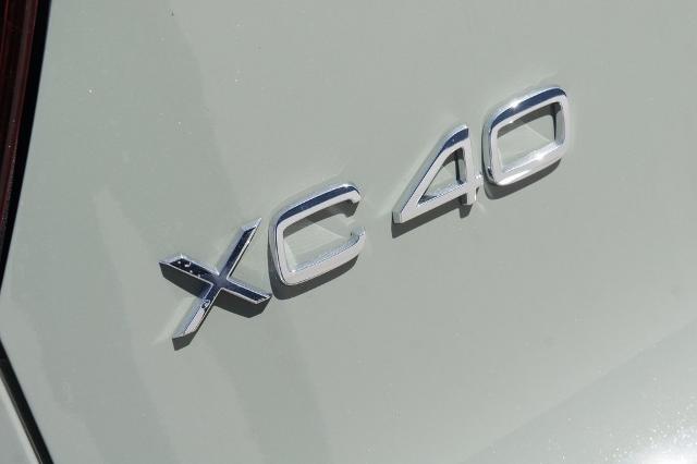 2023 Volvo XC40 Vehicle Photo in Grapevine, TX 76051