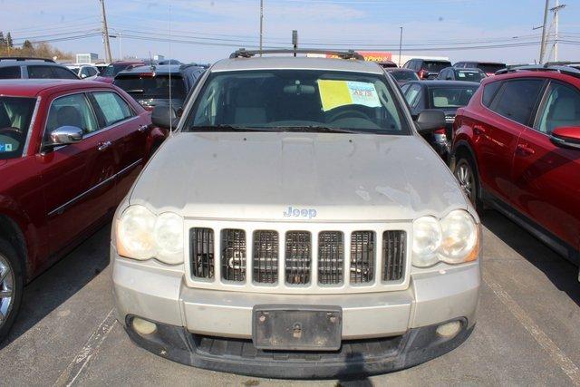 2010 Jeep Grand Cherokee Vehicle Photo in SAINT CLAIRSVILLE, OH 43950-8512