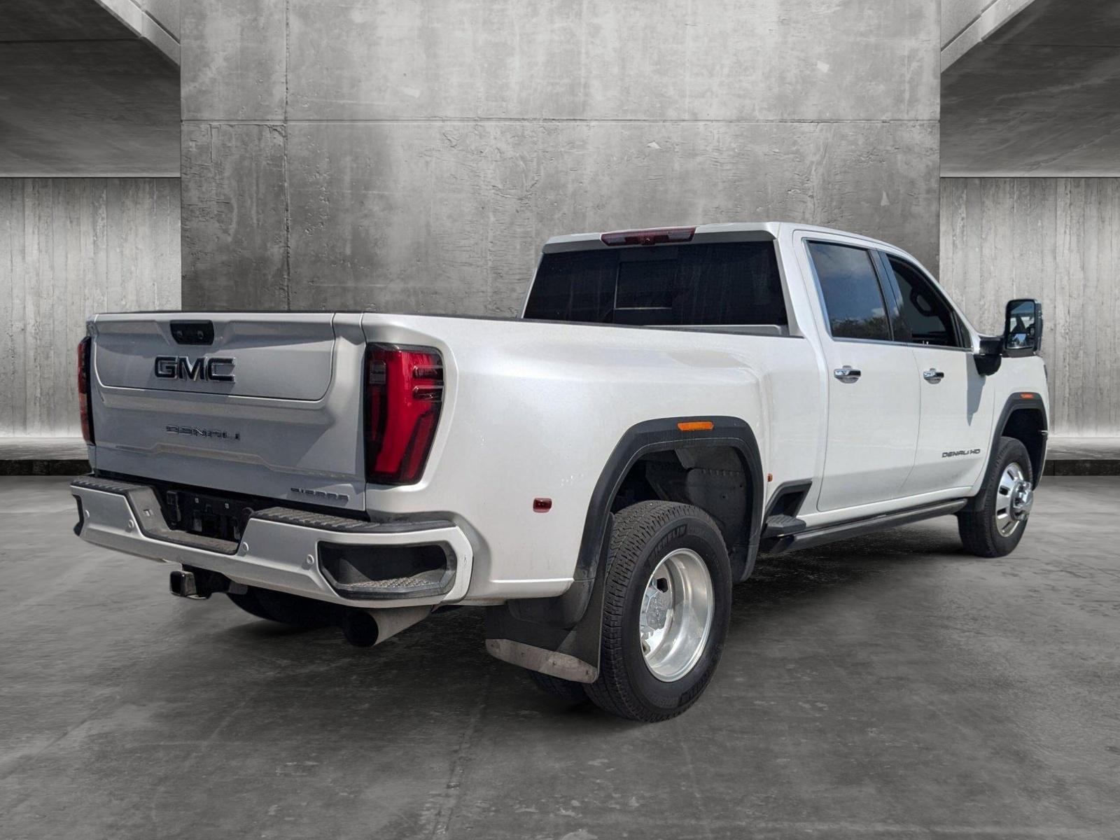 2024 GMC Sierra 3500HD Vehicle Photo in Pompano Beach, FL 33064