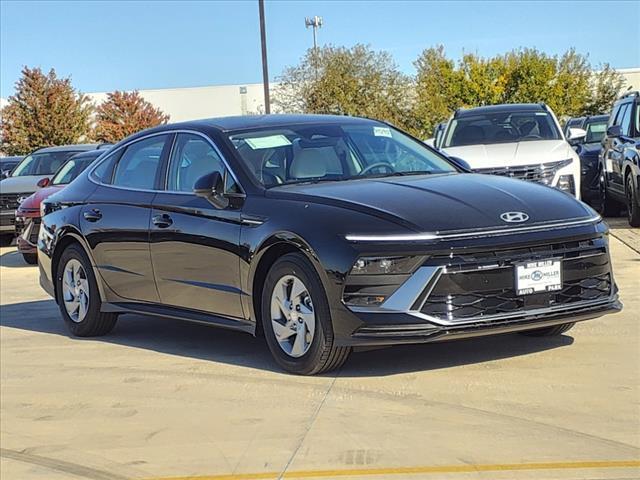 2025 Hyundai SONATA Vehicle Photo in Peoria, IL 61615