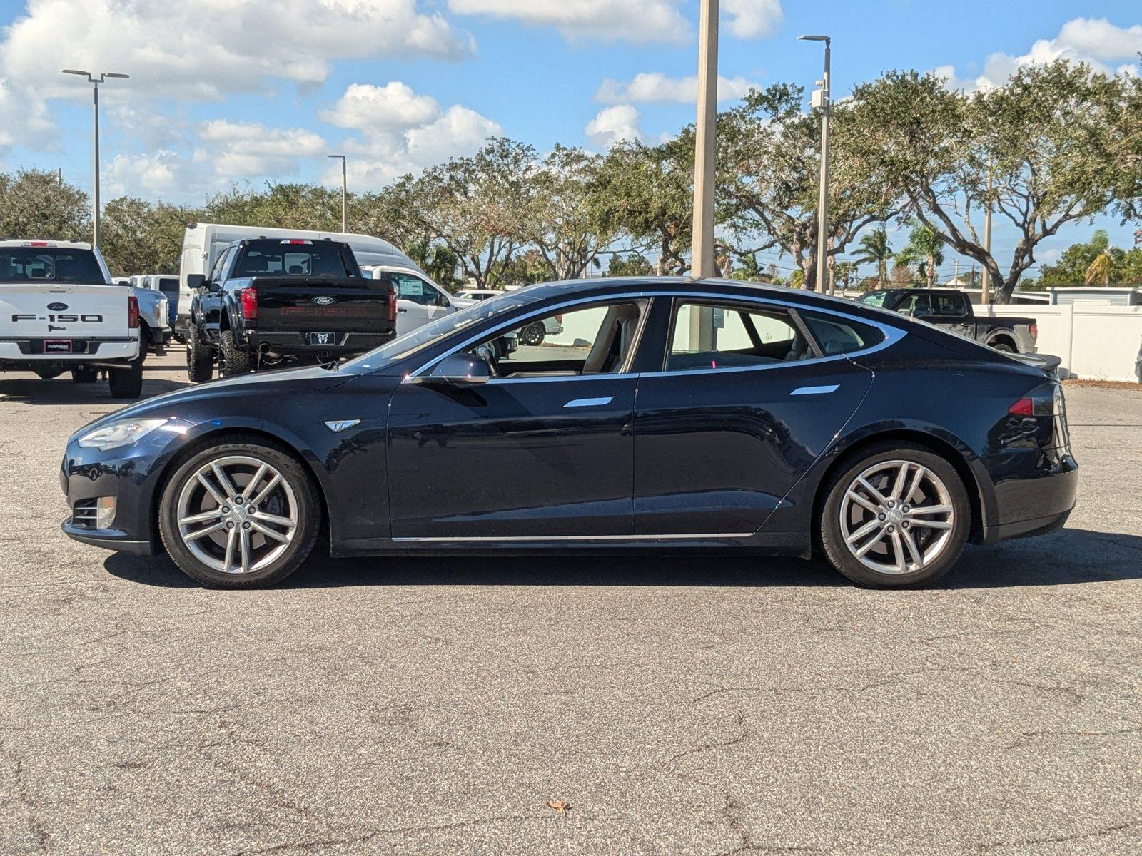 2013 Tesla Model S Vehicle Photo in St. Petersburg, FL 33713