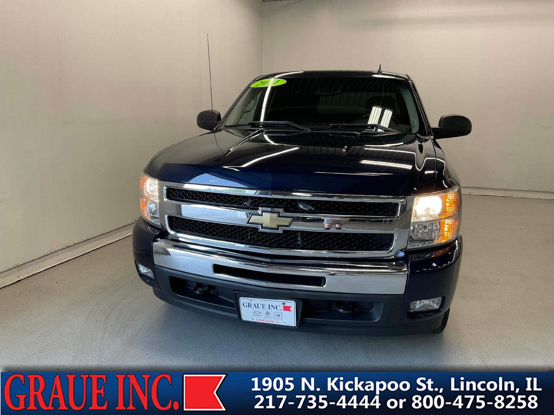 Used 2011 Chevrolet Silverado 1500 LT with VIN 1GCRKSE33BZ175020 for sale in Lincoln, IL