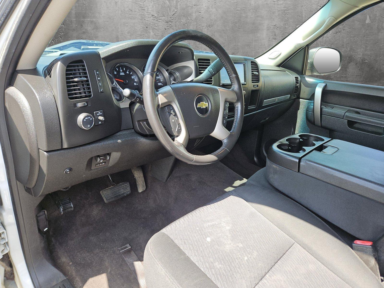 2014 Chevrolet Silverado 2500 HD Vehicle Photo in NORTH RICHLAND HILLS, TX 76180-7199