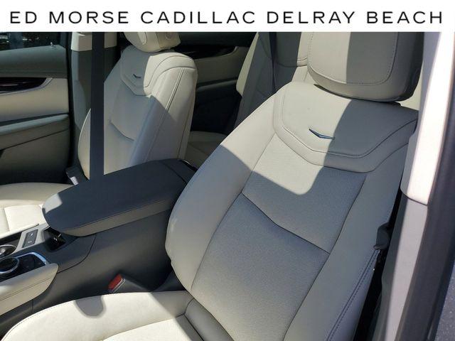 2024 Cadillac XT6 Vehicle Photo in DELRAY BEACH, FL 33483-3294