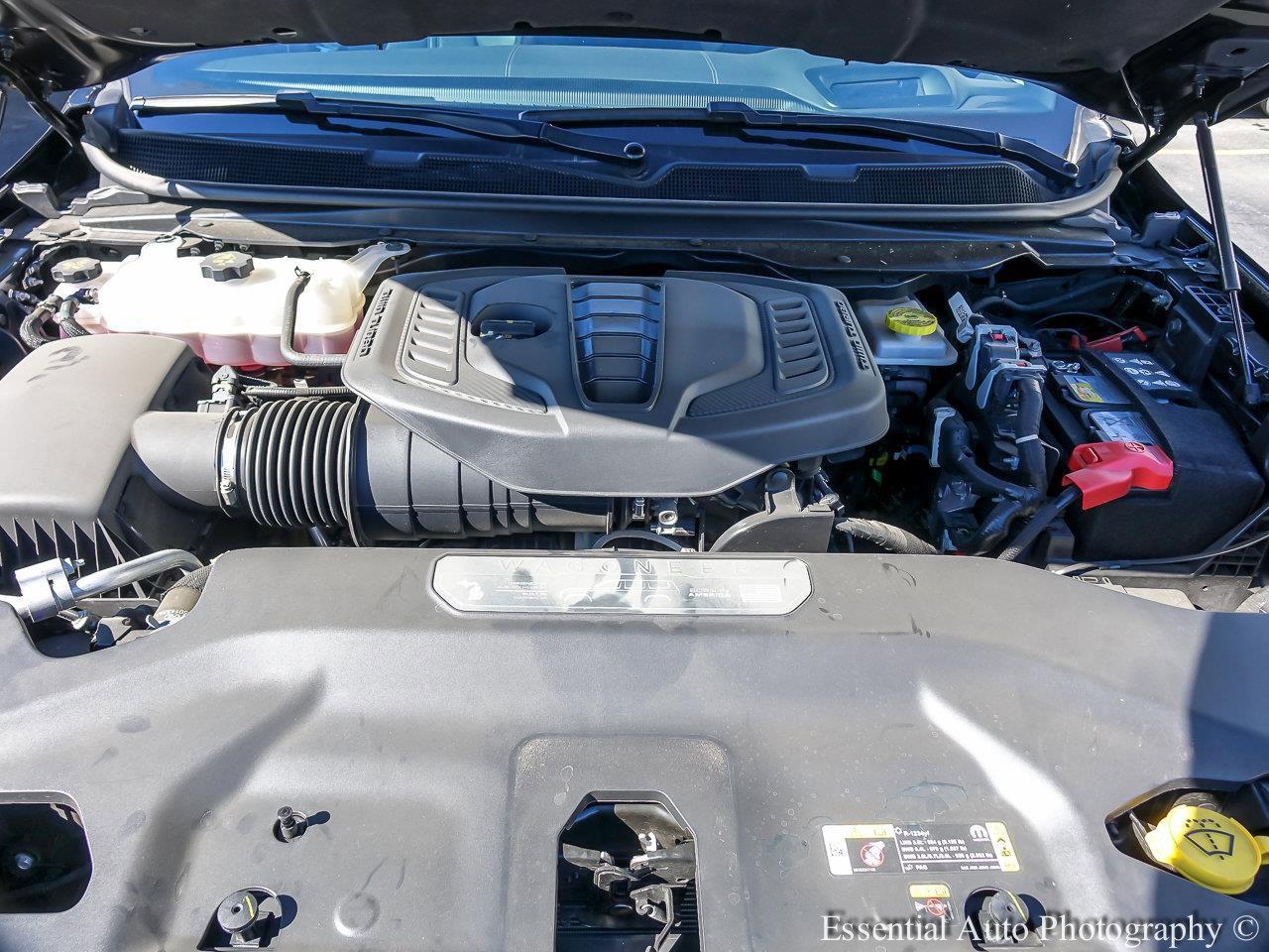 2023 Jeep Wagoneer L Vehicle Photo in Saint Charles, IL 60174