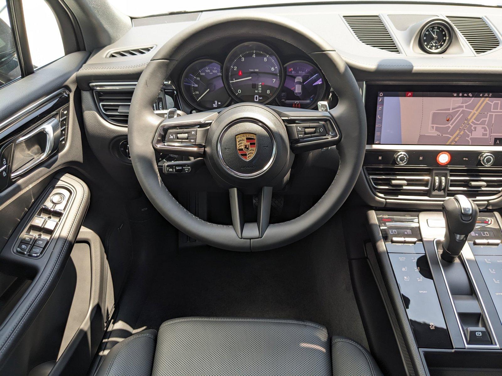 2024 Porsche Macan Vehicle Photo in Maitland, FL 32751