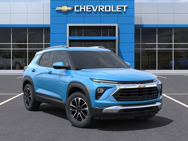 2025 Chevrolet Trailblazer Vehicle Photo in SAINT JAMES, NY 11780-3219