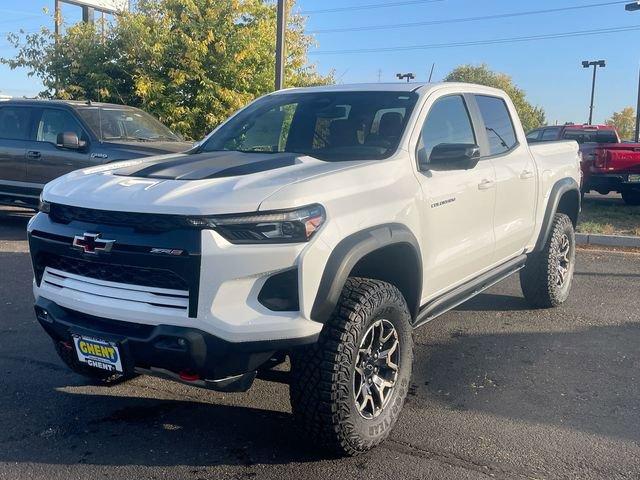 2024 Chevrolet Colorado Vehicle Photo in GREELEY, CO 80634-4125