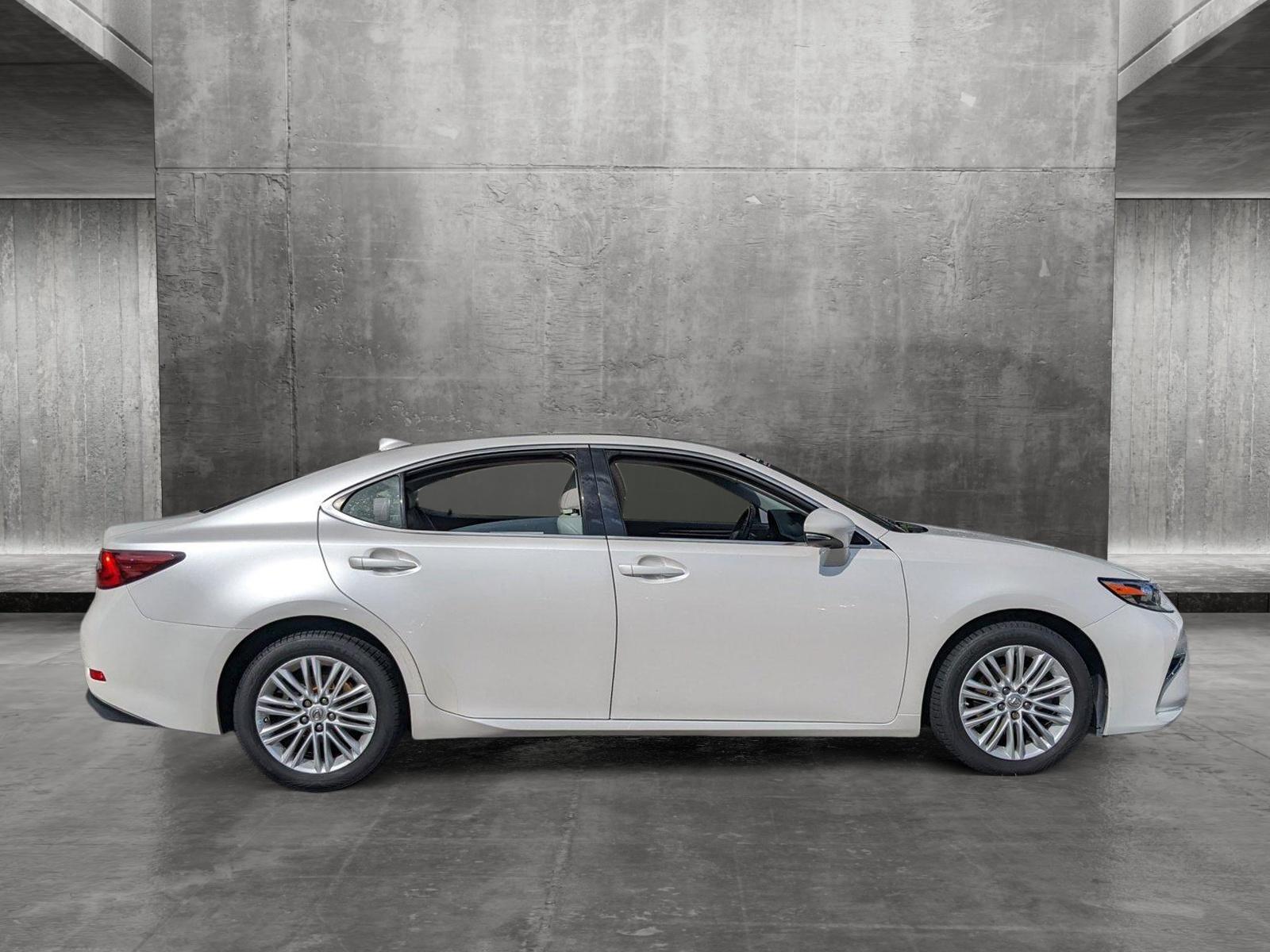 2017 Lexus ES 350 Vehicle Photo in Tampa, FL 33614