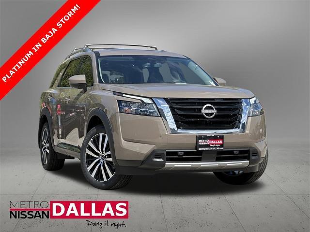2024 Nissan Pathfinder Vehicle Photo in Farmers Branch, TX 75244