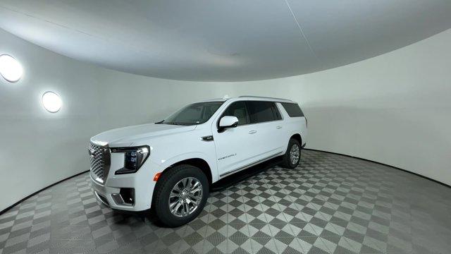 2024 GMC Yukon XL Vehicle Photo in GILBERT, AZ 85297-0402