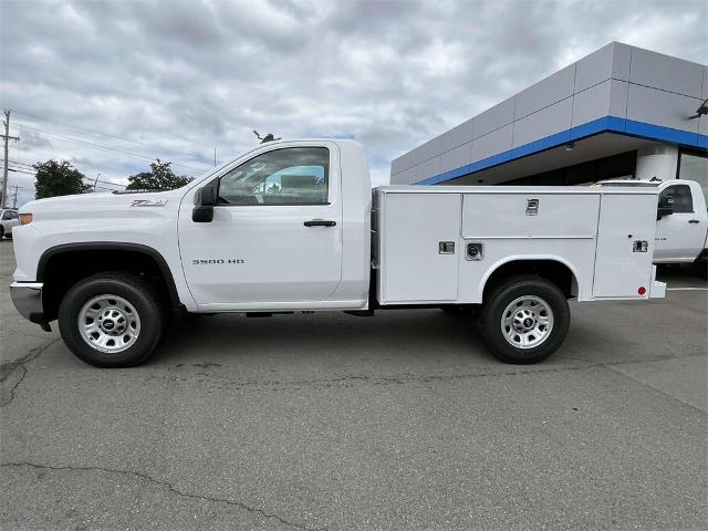 2024 Chevrolet Silverado 3500 HD Vehicle Photo in ALCOA, TN 37701-3235