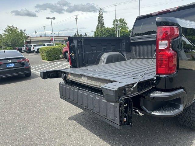 2024 Chevrolet Silverado 1500 Vehicle Photo in NEWBERG, OR 97132-1927