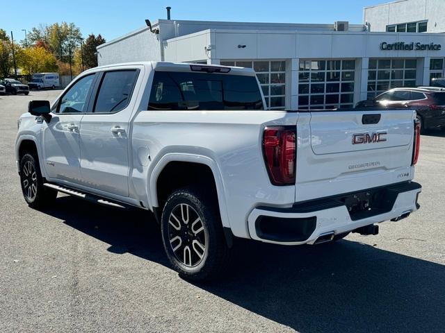 2025 GMC Sierra 1500 Vehicle Photo in LOWELL, MA 01852-4336