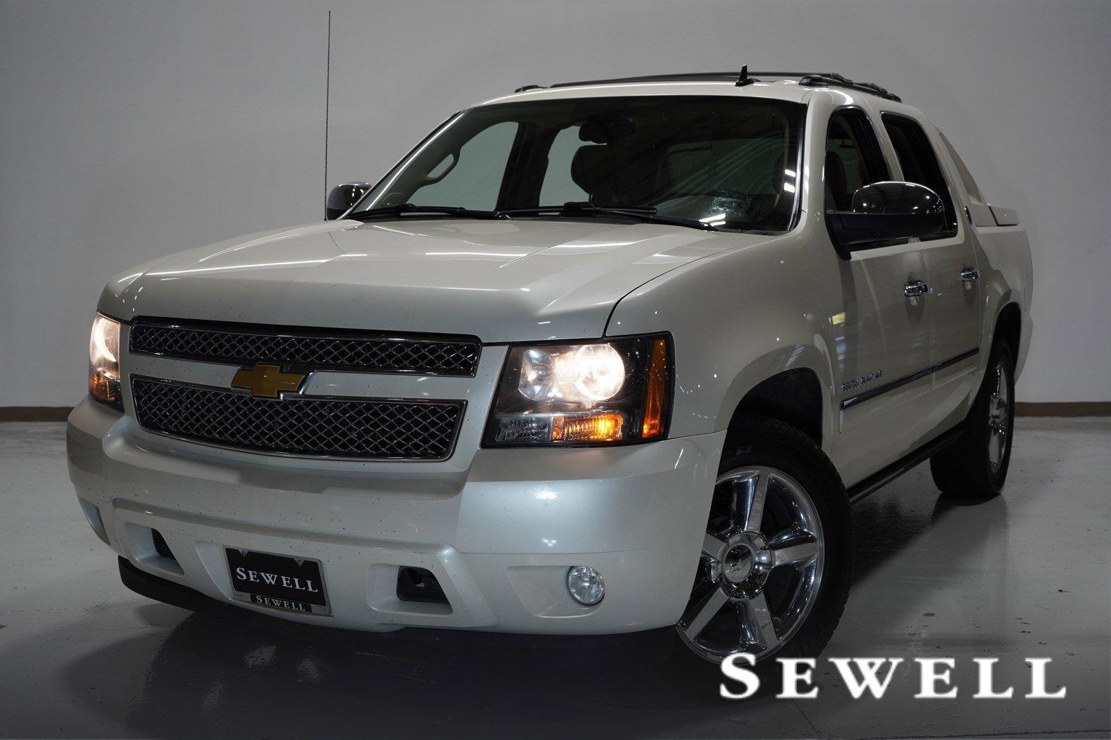 2013 Chevrolet Avalanche Vehicle Photo in GRAPEVINE, TX 76051